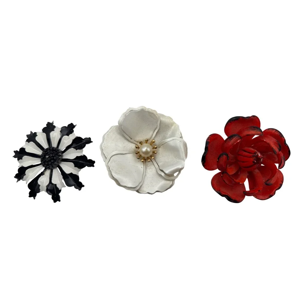 Vintage‎ Enamel Flower Brooch Lot 7pc Mod Pop Art Floral Pins Red White Teal